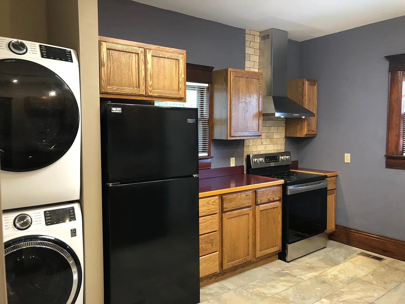 2 bed, 1050 sqft, $1,065 — Photo 2
