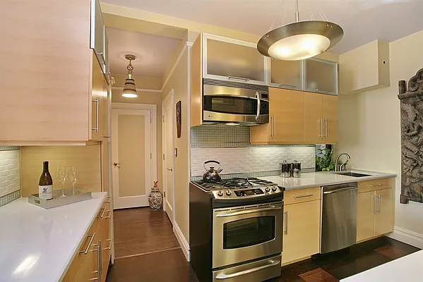 Sold by Corcoran | media 18
