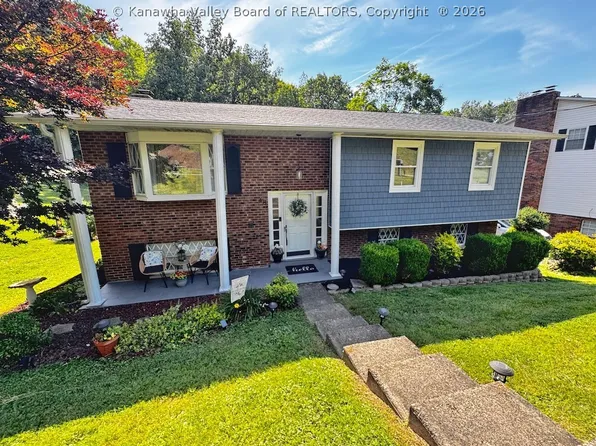 48 Spruce Ln, Poca, WV 25159