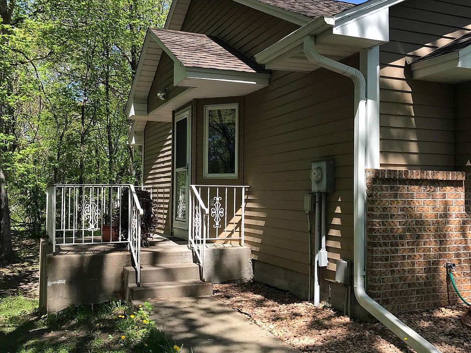 2nd image of 14300 River Crest Dr