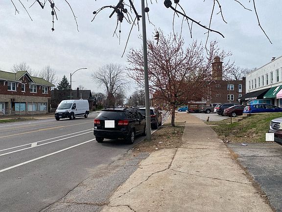 4th image of 5625 S Kingshighway Blvd
