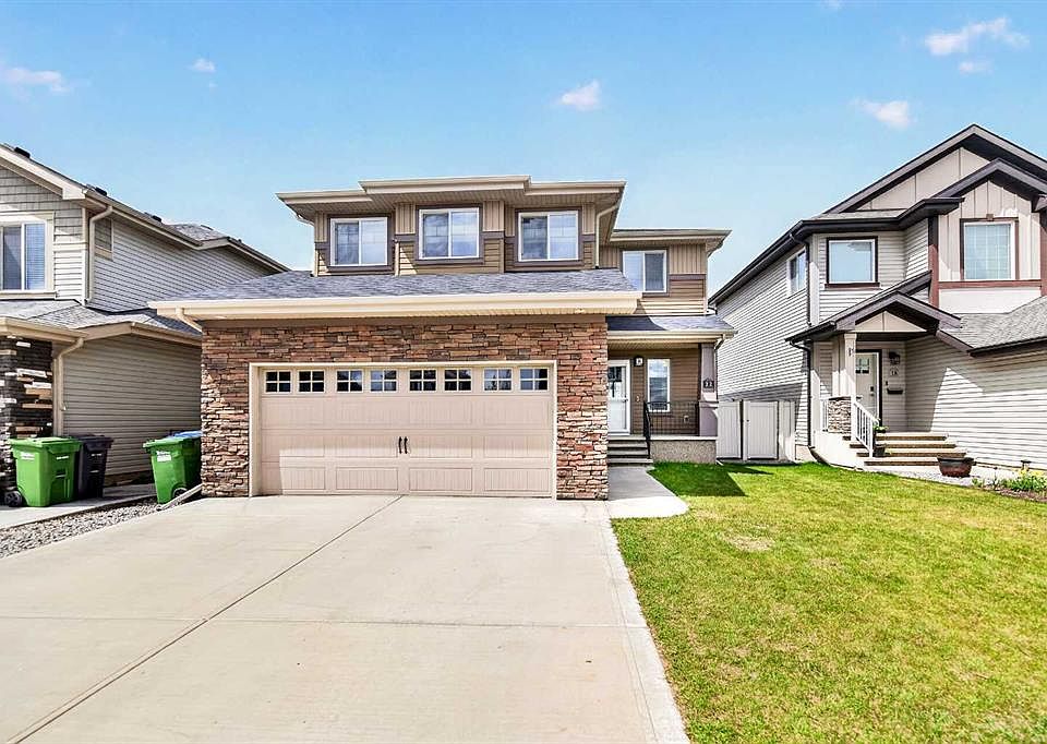 1st image of 22 E Caribou Cres