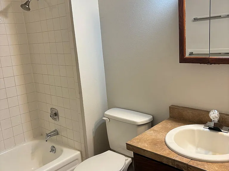 8 Montebello Rd #A — Photo 7