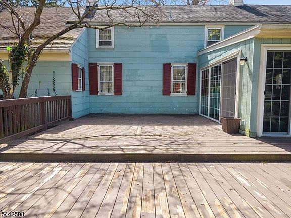 3rd image of 40 Sergeantsville Road