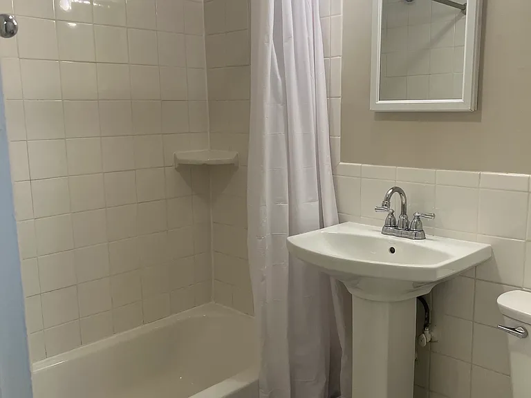 2318 Glendale Ter #1A — Photo 22