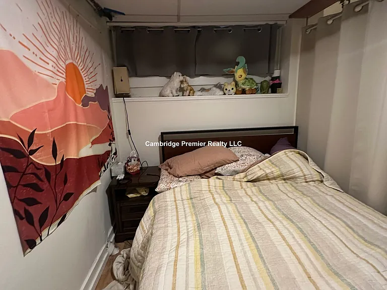 33 Concord Ave #5 — Photo 10