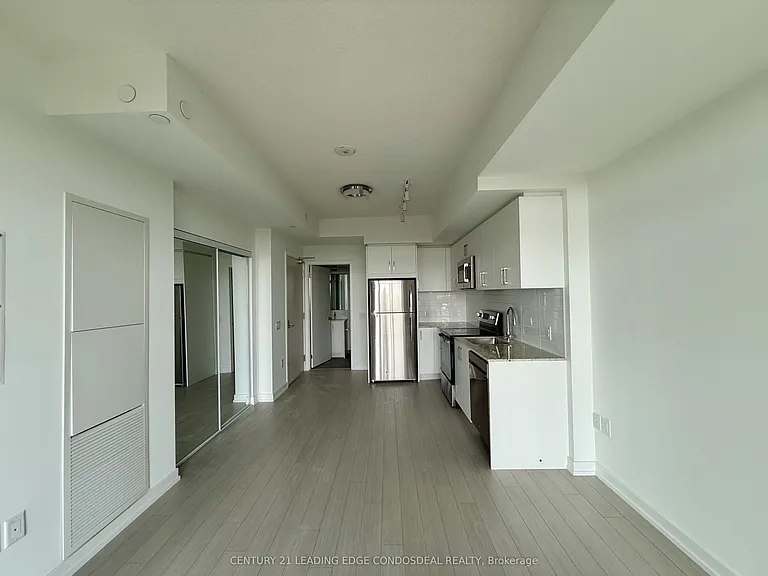 4010 Eglinton Ave W #914 — Photo 6