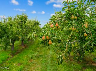 1721 Sunset Way, Cowiche, WA 98923