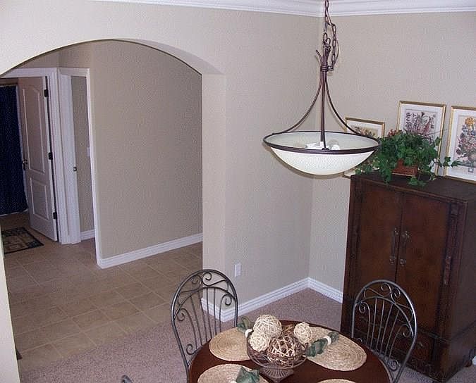 2nd image of 4215 N Meadow View Dr