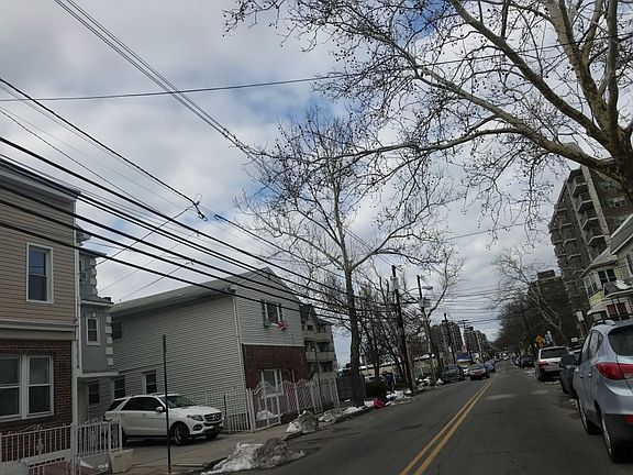 3rd image of 762-764 N 6th St