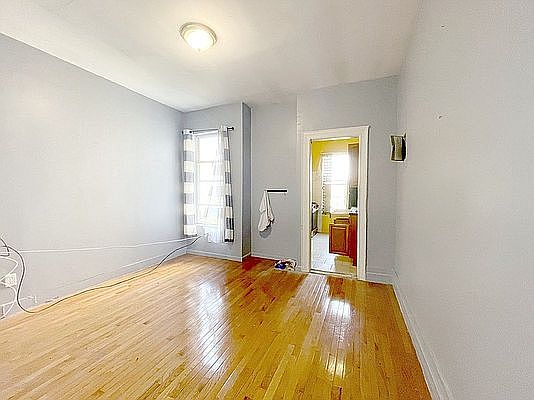 1st image of 767 Park Pl #4