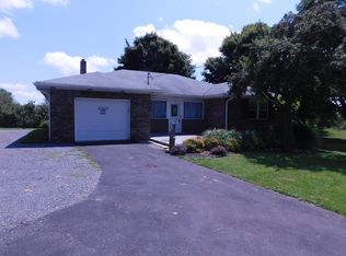 21000 Beckley Rd, Flat Top, WV 25841