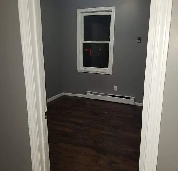 897 Branch Ave #1R — Photo 7