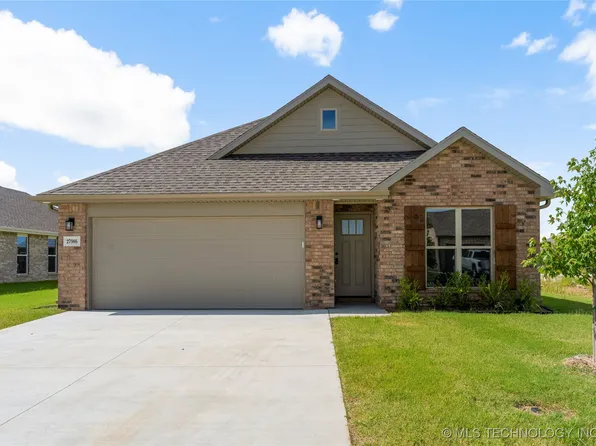 27986 E 108th St S, Broken Arrow, OK 74014