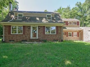 198 Long Hill Rd, Oakland, NJ 07436