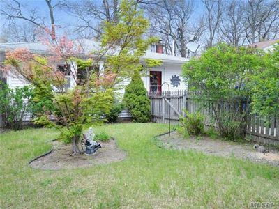 121 Clinton Ave, Mastic, NY, 11950