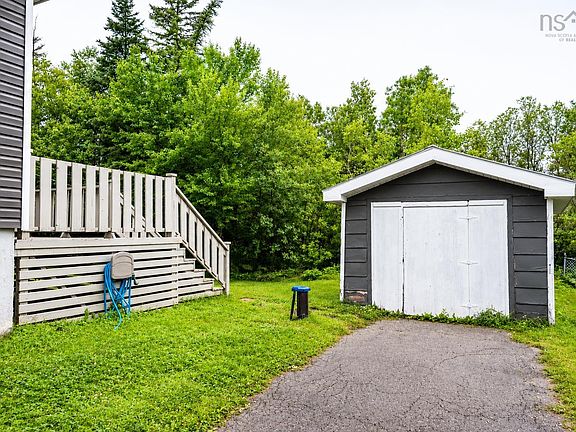 3rd image of 71 Duffell Dr