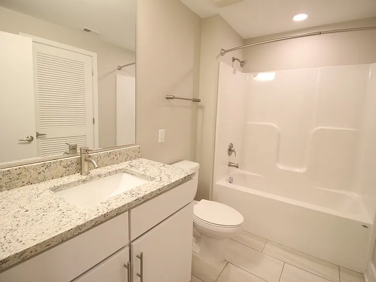Main2525 — Photo 22