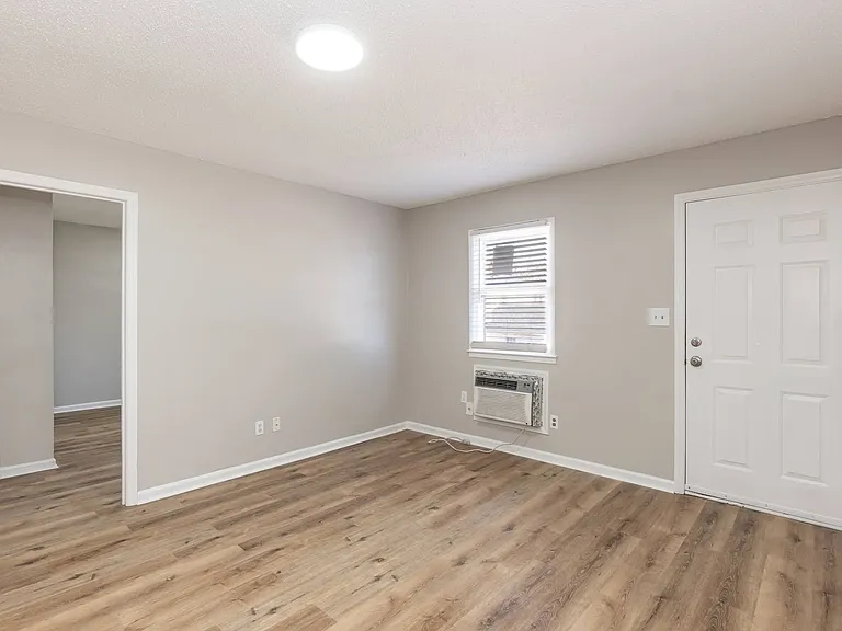 10 Cates Ave — Photo 8