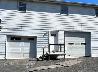 8467 Airport Rd E, Bath, PA 18014