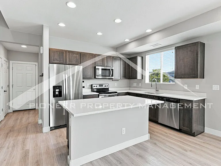 16137 E Elk Pl — Photo 6