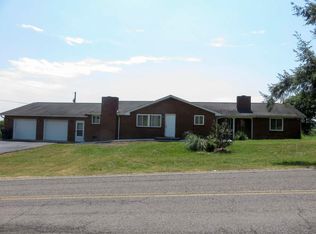 310 Goose Creek Rd, Dandridge, TN 37725