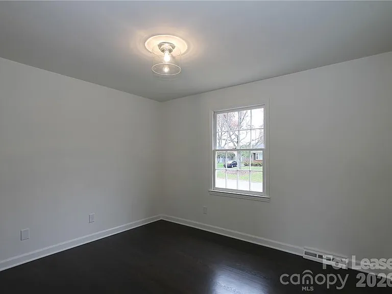 4808 Walden Ct — Photo 15