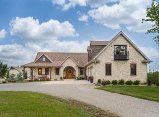 977 E 1531st Rd, Lawrence, KS 66046