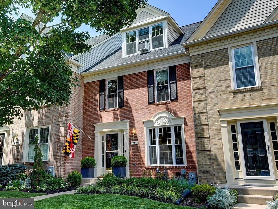 1st image of 624 Lavenham Ct