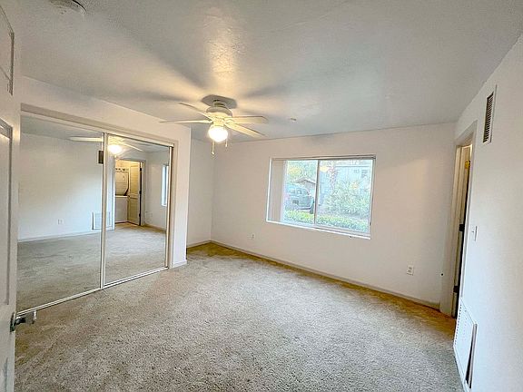 4th image of 1518 NW 4th Ave APT B