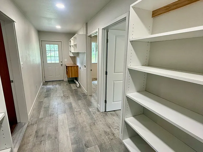 16083 Indian Springs Ranch Rd — Photo 13