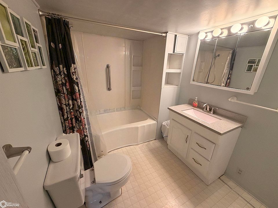 25th image of 20862 H Ave