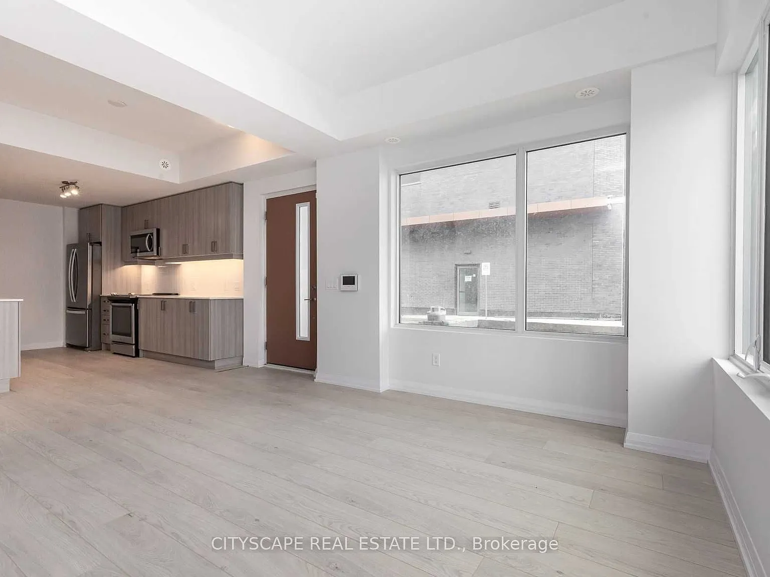 4 bed, $3,243 — Photo 4