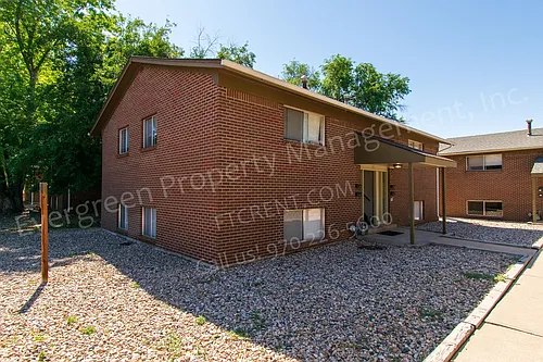 923 James Ct Photo 1