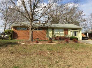 1426 Knollwood Dr, Burlington, NC 27217