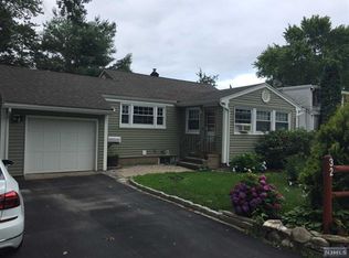 32 Roseland Ave, Haskell, NJ 07420