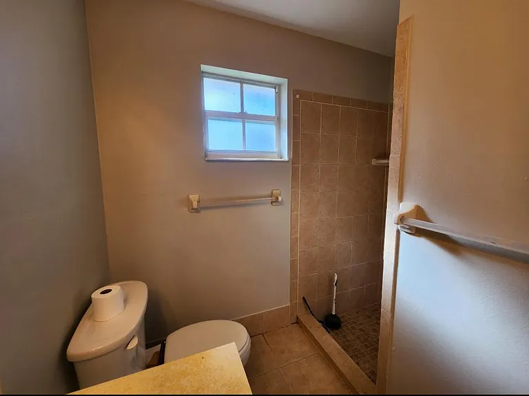 27048 Omni Ln — Photo 40