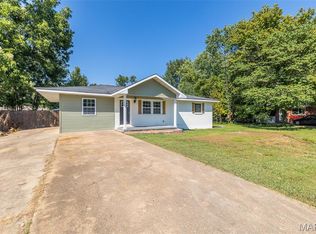 155 Hampton Ct, Poplar Bluff, MO 63901