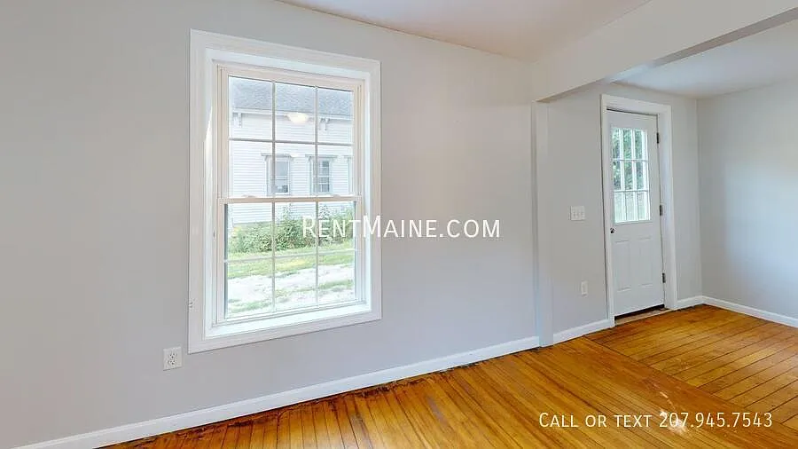 3 bed, 907 sqft, $1,870 — Photo 4