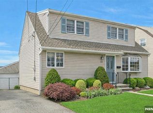 245 Coupe Pl, North Arlington, NJ 07031