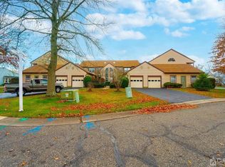 22B James Buchanan Dr, Monroe Township, NJ 08831