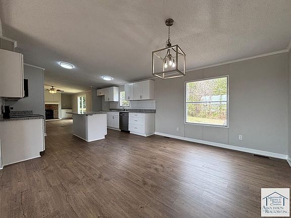 4th image of 3900 Mosco Rd