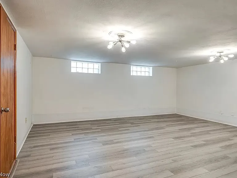 3060 Chamberlain Rd — Photo 9