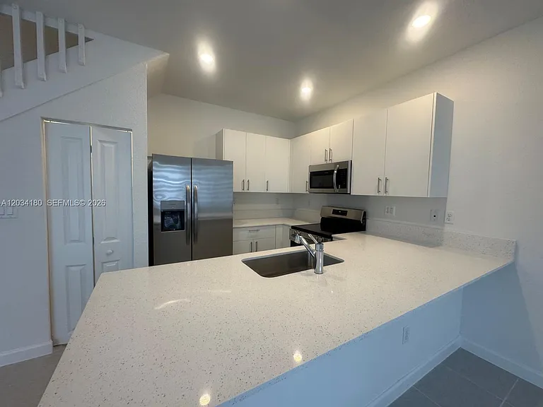 705 SE 13th Street Cir #705 — Photo 41