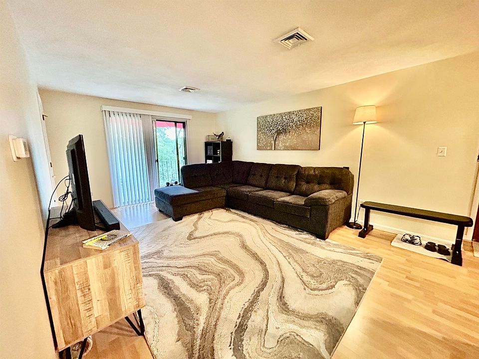 1st image of 6 Heritage Village Dr APT 608