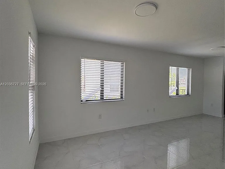 1457 NW 2nd Ave #1 — Photo 5