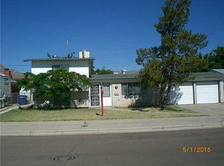10225 Bon Aire Dr, El Paso, TX 79924