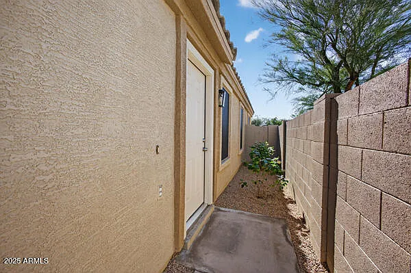 11101 E Abilene Ave — Photo 4