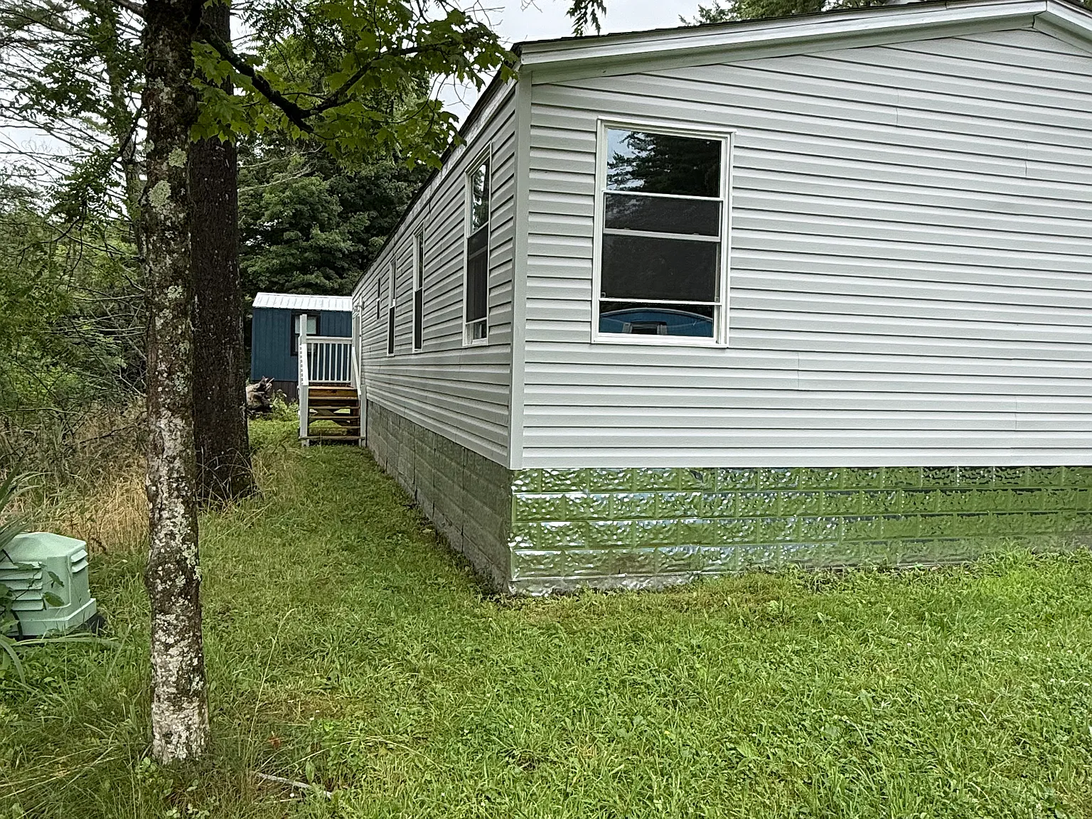 3 bed, 1600 sqft, $1,800 — Photo 2