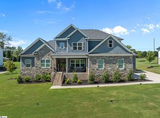 4 Peyton Ln, Simpsonville, SC 29681